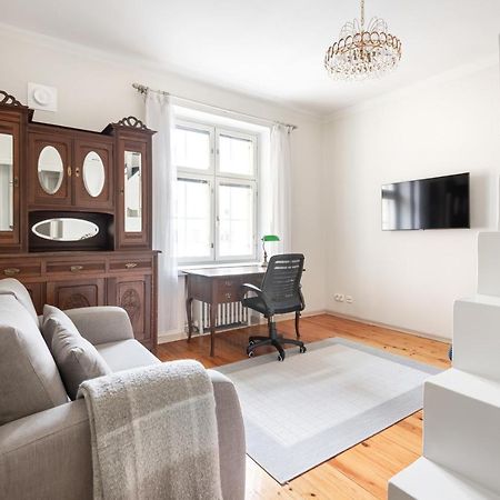 Wehost Spacious Studio For 5 With A Kitchen Helsínquia Exterior foto