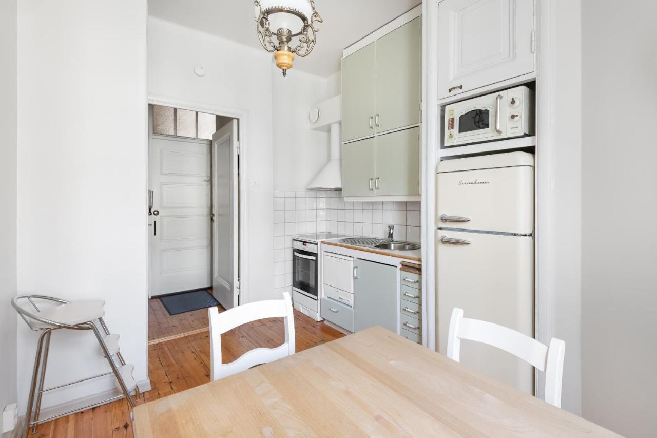 Wehost Spacious Studio For 5 With A Kitchen Helsínquia Exterior foto